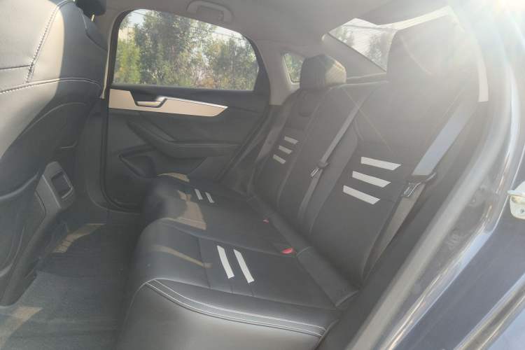 Used BYD Qin Pro 2020 Beyond Edition 1.5TI Automatic Prestige Version Left Rear Seat