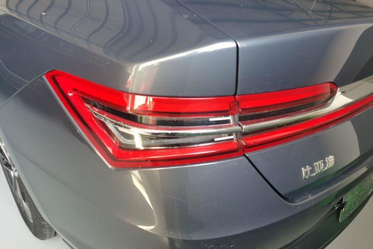 Used BYD Qin Pro 2020 Beyond Edition 1.5TI Automatic Flagship Version Left Rear Taillight