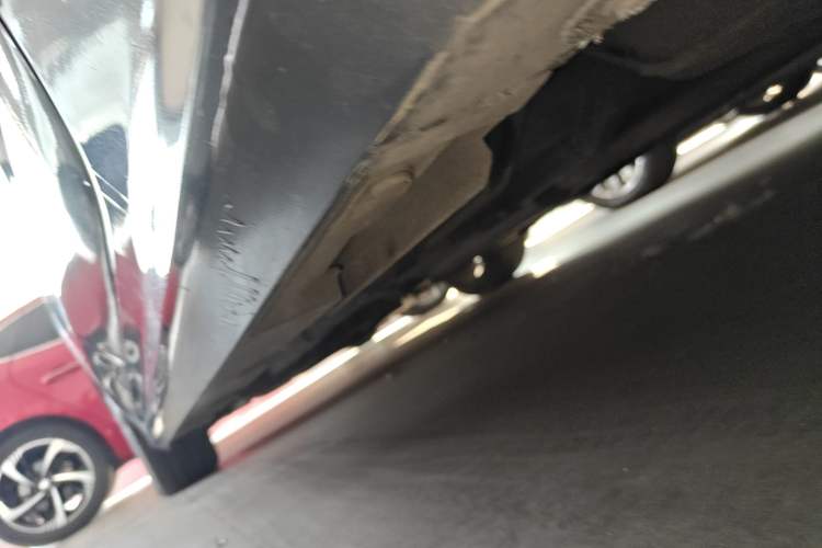 Used BYD Qin Pro 2020 Beyond Edition 1.5TI Automatic Flagship Version Left Side Sill