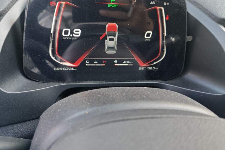 Used BYD Qin Pro 2020 Beyond Edition 1.5TI Automatic Flagship Version Odometer Close Up