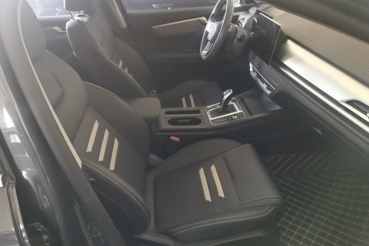 Used BYD Qin Pro 2020 Beyond Edition 1.5TI Automatic Flagship Version Right Front Seat