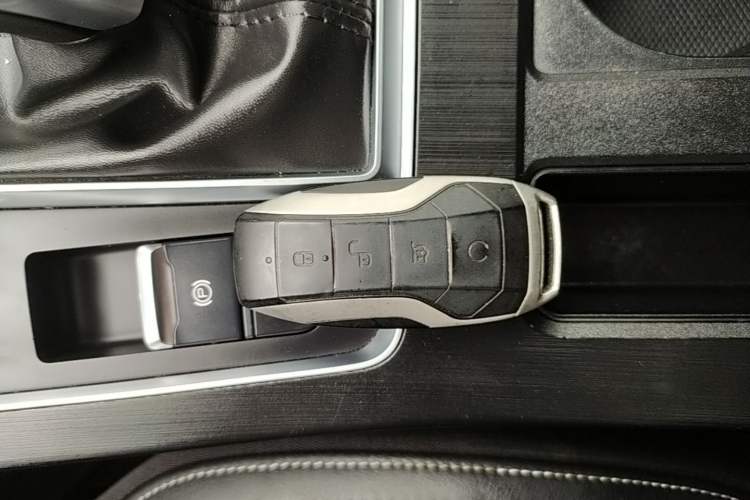 Used BYD Qin Pro 2020 Beyond Edition 1.5TI Automatic Flagship Version Vehicle Key