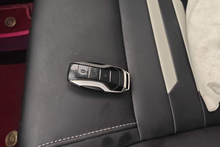 Used BYD Qin Pro 2020 Beyond Edition 1.5TI Automatic Flagship Version Vehicle Key