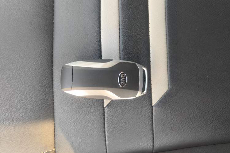 Used BYD Qin Pro 2020 Beyond Edition 1.5TI Automatic Prestige Version Vehicle Key