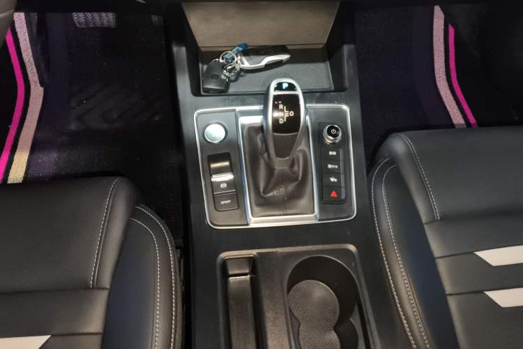 Used BYD Qin Pro 2020 Beyond Edition 1.5TI Automatic Flagship Version Gear Lever