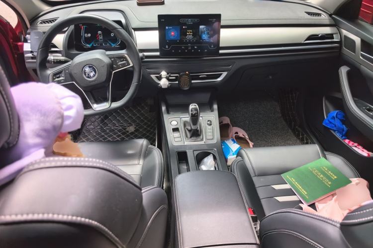 Used BYD Qin Pro 2020 Beyond Edition 1.5TI Automatic Flagship Version Center Console