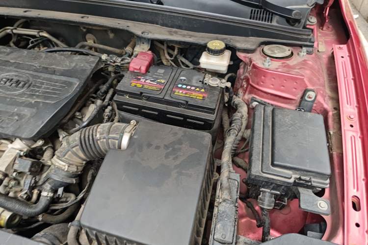 Used BYD Qin Pro 2020 Beyond Edition 1.5TI Automatic Prestige Version Engine Bay Left