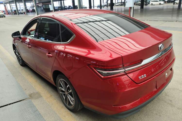 Used BYD Qin Pro 2020 Beyond Edition 1.5TI Automatic Flagship Version Exterior 2