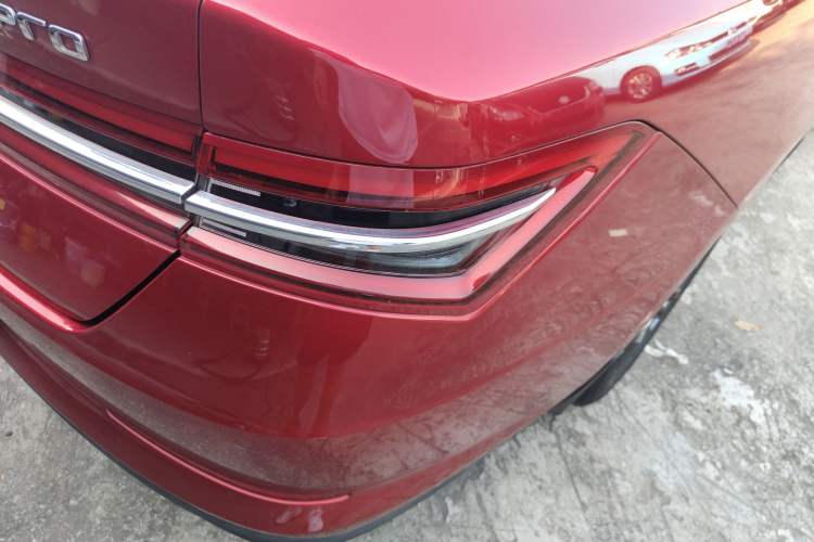 Used BYD Qin Pro 2020 Beyond Edition 1.5TI Automatic Prestige Version Exterior 6