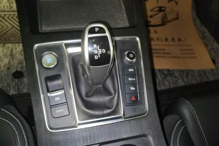 Used BYD Qin Pro 2020 Beyond Edition 1.5TI Automatic Flagship Version Gear Lever