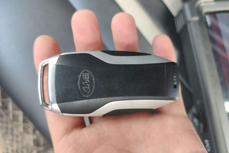 Used BYD Qin Pro 2020 Beyond Edition 1.5TI Automatic Prestige Version Interior 1
