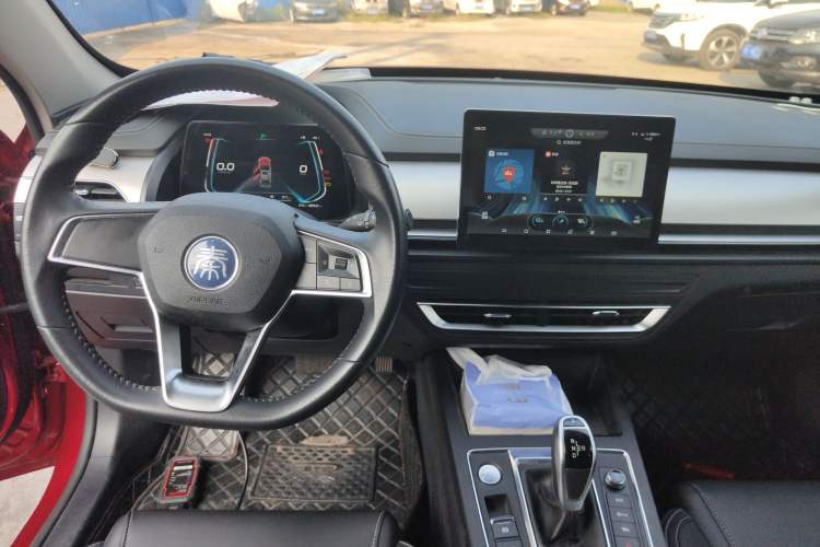 Used BYD Qin Pro 2020 Beyond Edition 1.5TI Automatic Prestige Version Interior 2