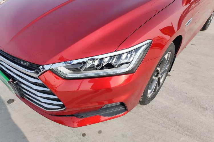 Used BYD Qin Pro 2020 Beyond Edition 1.5TI Automatic Flagship Version Left Front Headlight