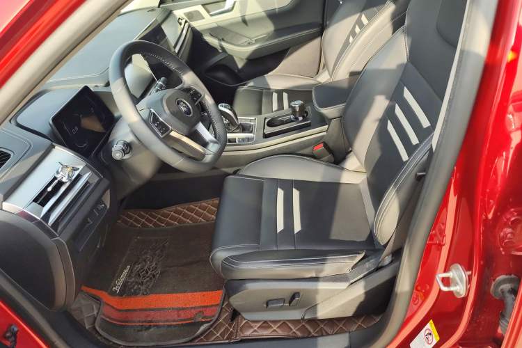 Used BYD Qin Pro 2020 Beyond Edition 1.5TI Automatic Flagship Version Left Front Seat
