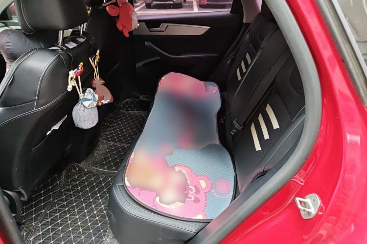 Used BYD Qin Pro 2020 Beyond Edition 1.5TI Automatic Prestige Version Left Rear Seat