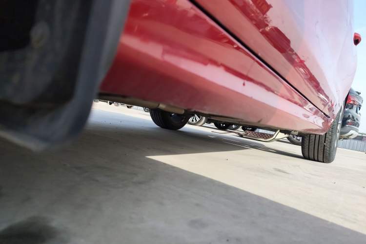 Used BYD Qin Pro 2020 Beyond Edition 1.5TI Automatic Flagship Version Left Side Sill