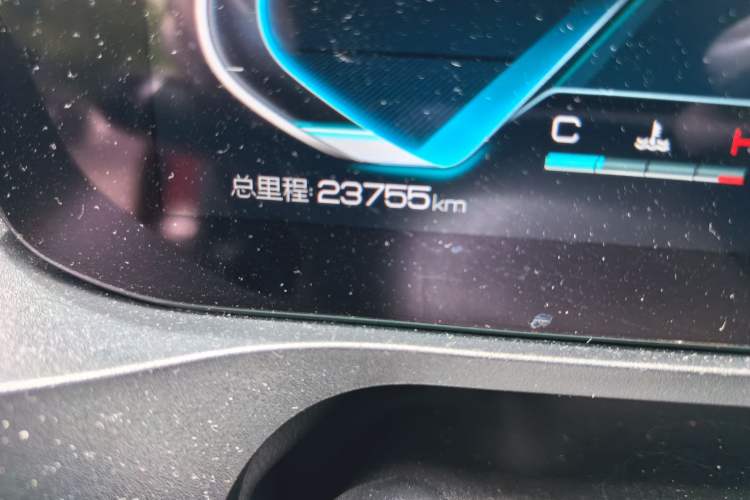 Used BYD Qin Pro 2020 Beyond Edition 1.5TI Automatic Flagship Version Odometer Close Up
