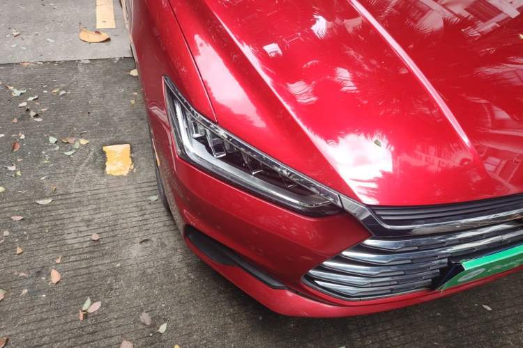 Used BYD Qin Pro 2020 Beyond Edition 1.5TI Automatic Flagship Version Right Front Headlight