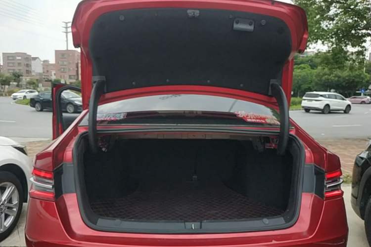 Used BYD Qin Pro 2020 Beyond Edition 1.5TI Automatic Flagship Version Trunk
