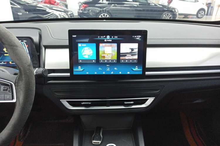 Used BYD Qin Pro 2020 Beyond Edition 1.5TI Automatic Flagship Version Audio And AC Panel