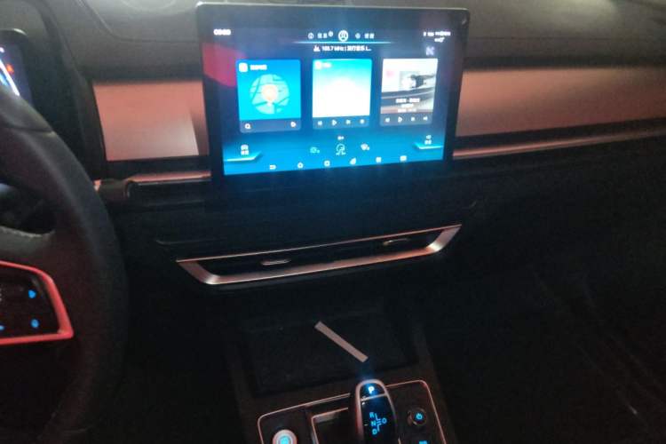 Used BYD Qin Pro 2020 Beyond Edition 1.5TI Automatic Flagship Version Audio And AC Panel