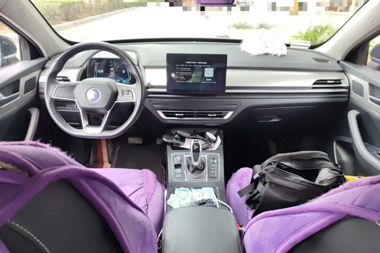 Used BYD Qin Pro 2020 Beyond Edition 1.5TI Automatic Prestige Version Center Console