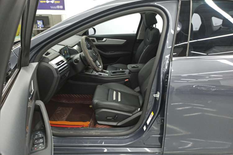 Used BYD Qin Pro 2020 Beyond Edition 1.5TI Automatic Flagship Version Left Front Seat