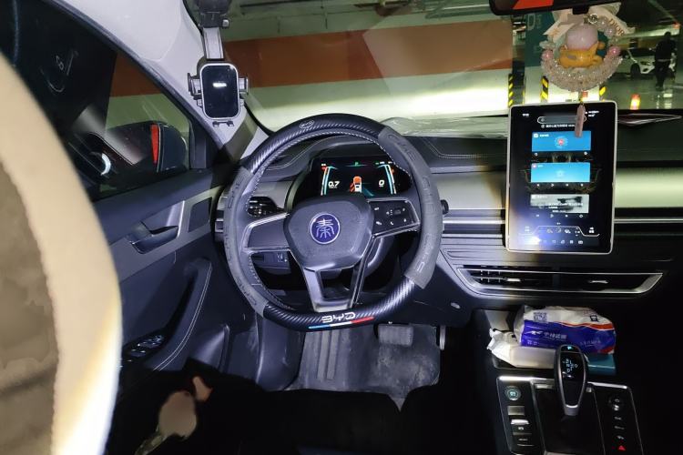 Used BYD Qin Pro 2020 Beyond Edition 1.5TI Automatic Prestige Version Steering Wheel