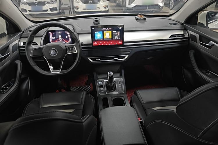 Used BYD Qin Pro 2020 Beyond Edition 1.5TI Automatic Prestige Version Center Console