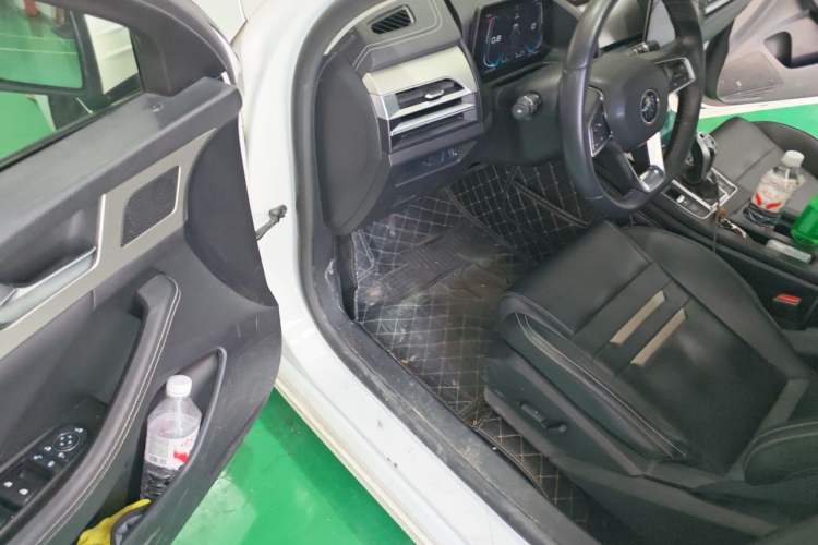 Used BYD Qin Pro 2020 Beyond Edition 1.5TI Automatic Flagship Version Driver Seat