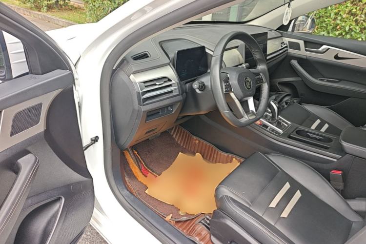 Used BYD Qin Pro 2020 Beyond Edition 1.5TI Automatic Flagship Version Driver Seat