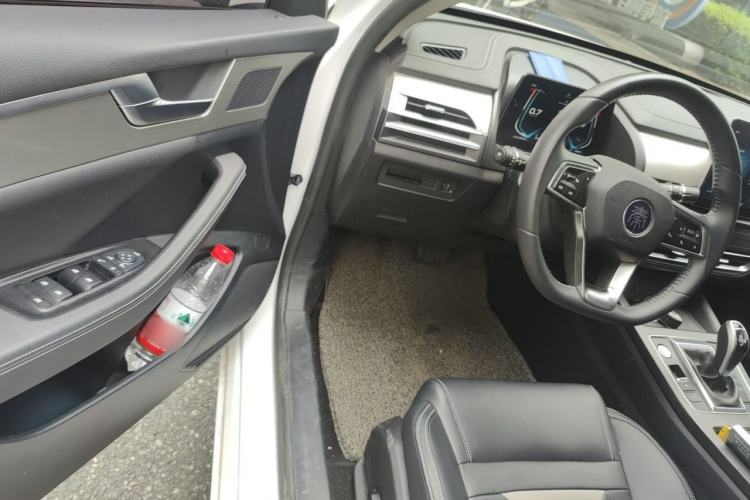 Used BYD Qin Pro 2020 Beyond Edition 1.5TI Automatic Flagship Version Driver Seat