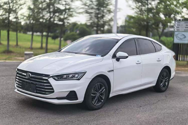Używany BYD Qin Pro 2020 Beyond Edition 1.5TI Manual Luxury Version Guazi used car, China used car export, Used car for sale, Used cars, Cheapest cars for sale