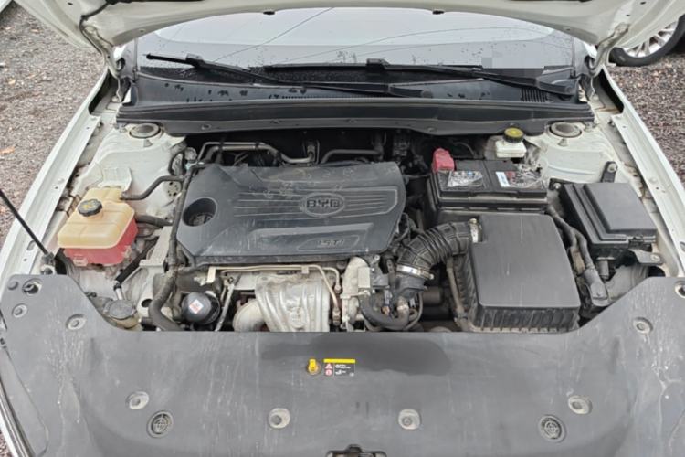 Used BYD Qin Pro 2020 Beyond Edition 1.5TI Automatic Flagship Version Engine Bay