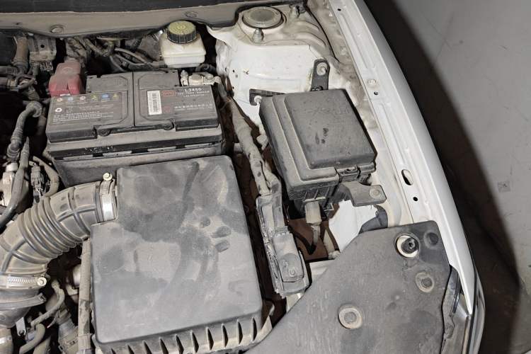 Used BYD Qin Pro 2020 Beyond Edition 1.5TI Automatic Flagship Version Engine Bay Left