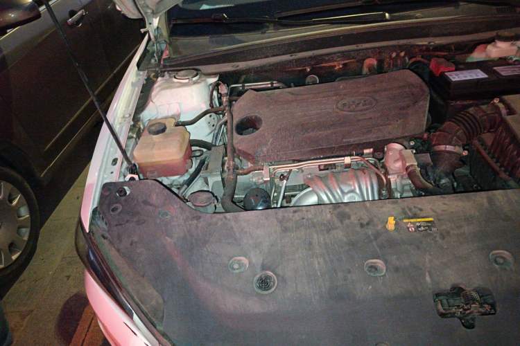 Used BYD Qin Pro 2020 Beyond Edition 1.5TI Automatic Flagship Version Engine Bay Right