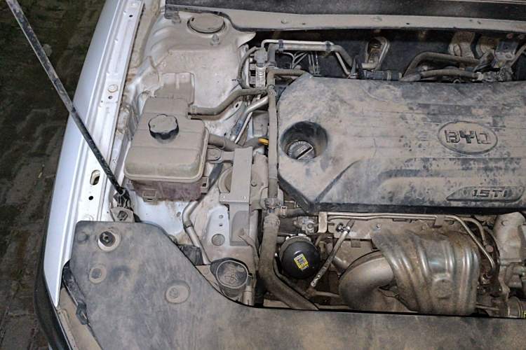 Used BYD Qin Pro 2020 Beyond Edition 1.5TI Automatic Prestige Version Engine Bay Right