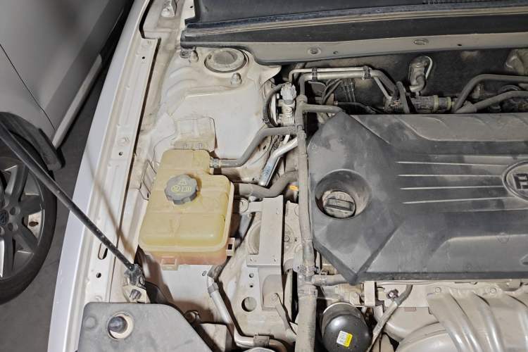 Used BYD Qin Pro 2020 Beyond Edition 1.5TI Automatic Flagship Version Engine Bay Right
