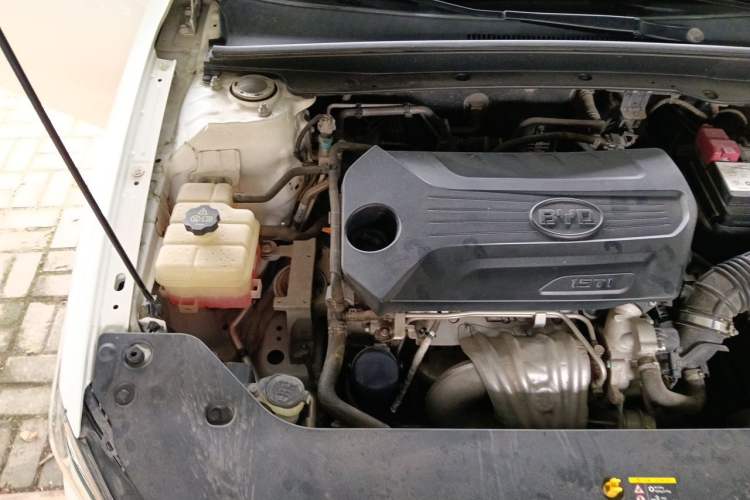 Used BYD Qin Pro 2020 Beyond Edition 1.5TI Automatic Prestige Version Engine Bay Right