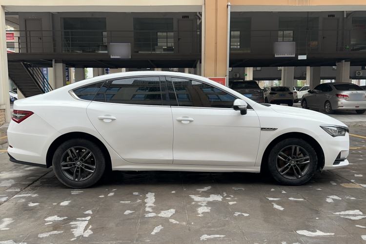 Used BYD Qin Pro 2020 Beyond Edition 1.5TI Automatic Prestige Version Exterior 2