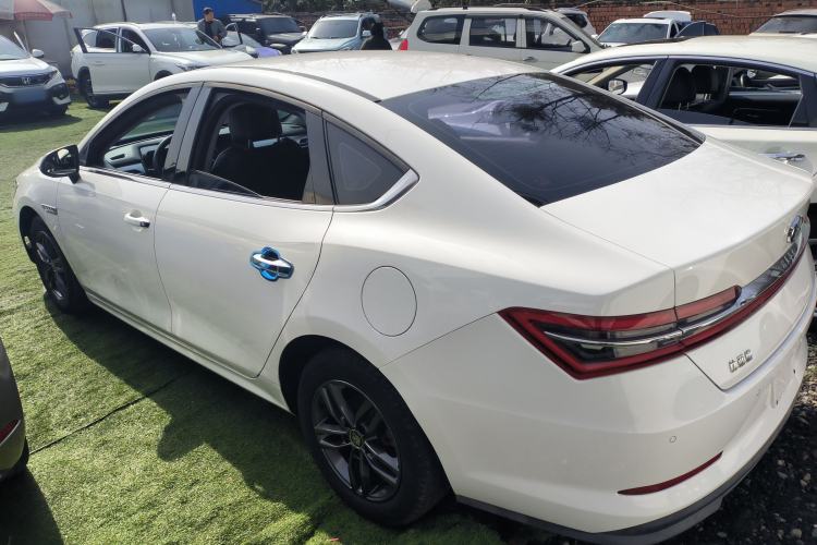 Used BYD Qin Pro 2020 Beyond Edition 1.5TI Manual Luxury Version Exterior 2