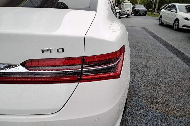 Used BYD Qin Pro 2020 Beyond Edition 1.5TI Automatic Prestige Version Exterior 3