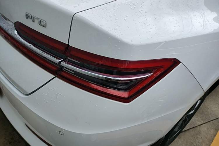 Used BYD Qin Pro 2020 Beyond Edition 1.5TI Automatic Prestige Version Exterior 3