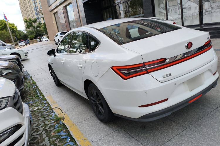 Used BYD Qin Pro 2020 Beyond Edition 1.5TI Automatic Prestige Version Exterior 3