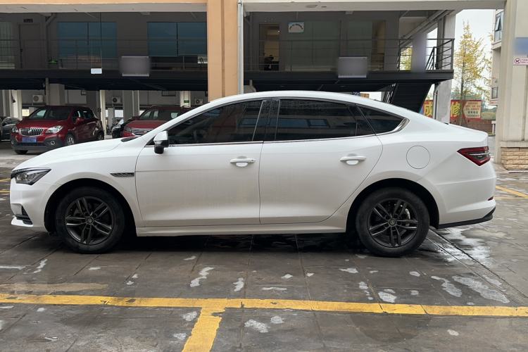Used BYD Qin Pro 2020 Beyond Edition 1.5TI Automatic Prestige Version Exterior 5