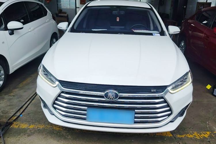 Used BYD Qin Pro 2020 Beyond Edition 1.5TI Manual Luxury Version Front
