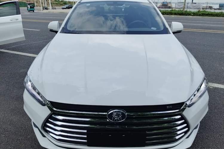 Used BYD Qin Pro 2020 Beyond Edition 1.5TI Automatic Flagship Version Front