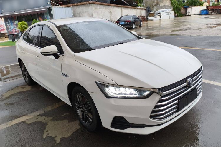 Used BYD Qin Pro 2020 Beyond Edition 1.5TI Automatic Prestige Version Front Right 45 Deg