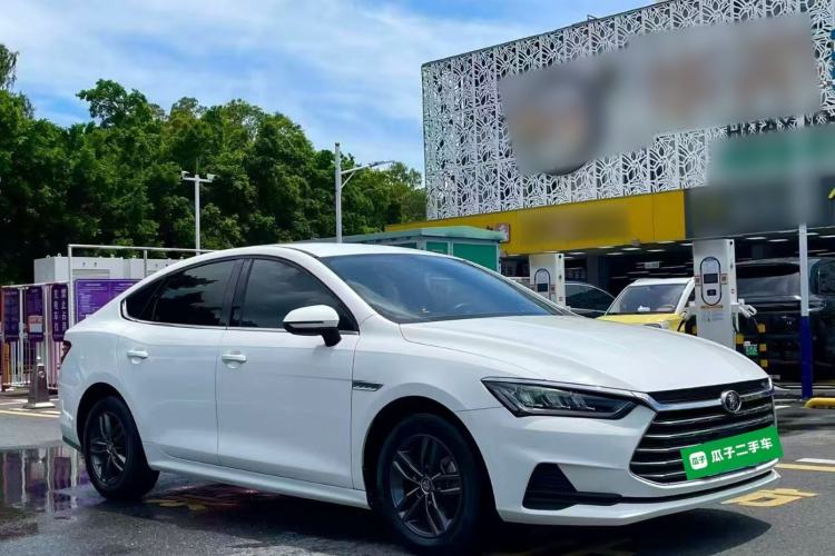 Used BYD Qin Pro 2020 Beyond Edition 1.5TI Automatic Prestige Version Front Right 45 Deg