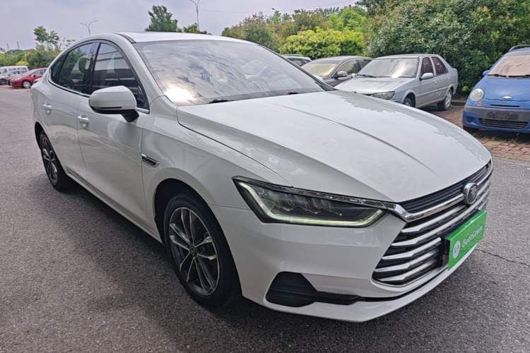 Used BYD Qin Pro 2020 Beyond Edition 1.5TI Automatic Flagship Version Front Right 45 Deg